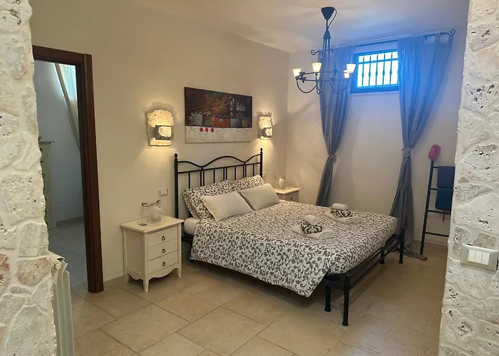 Lichiantidde Home&breakfast Alojamento de Acomodação e Pequeno-almoço Ostuni