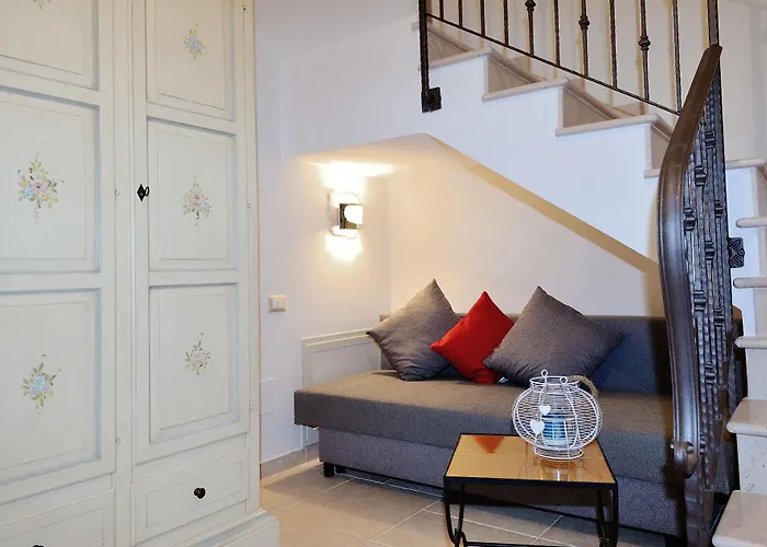 Alojamento de Acomodação e Pequeno-almoço Lichiantidde Home&breakfast 4*